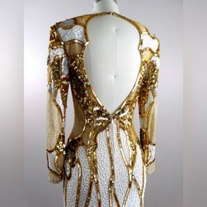 VINTAGE Naeem Khan Riazee Gold Beaded & Sequin Maxi Fitted Gown/Dress Size S.
